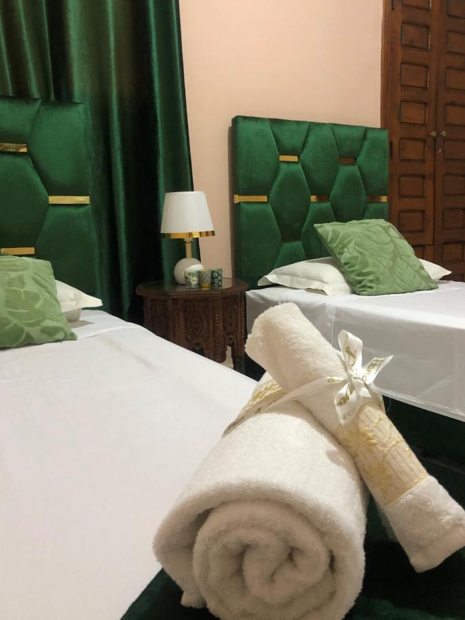 Riad Ramona Lqariya Seyaheya Marrakesh Exteriör bild