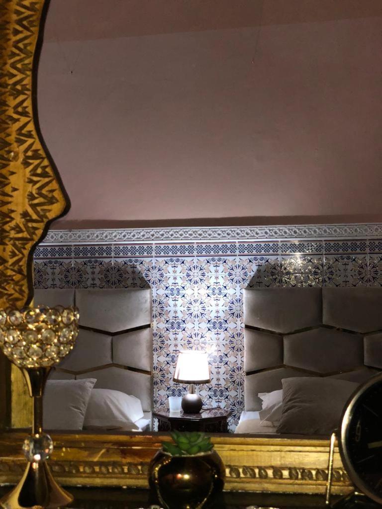 Riad Ramona Lqariya Seyaheya Marrakesh Rum bild