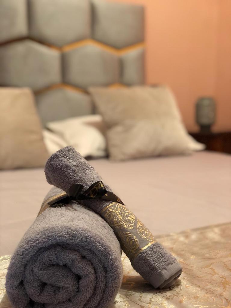 Riad Ramona Lqariya Seyaheya Marrakesh Rum bild